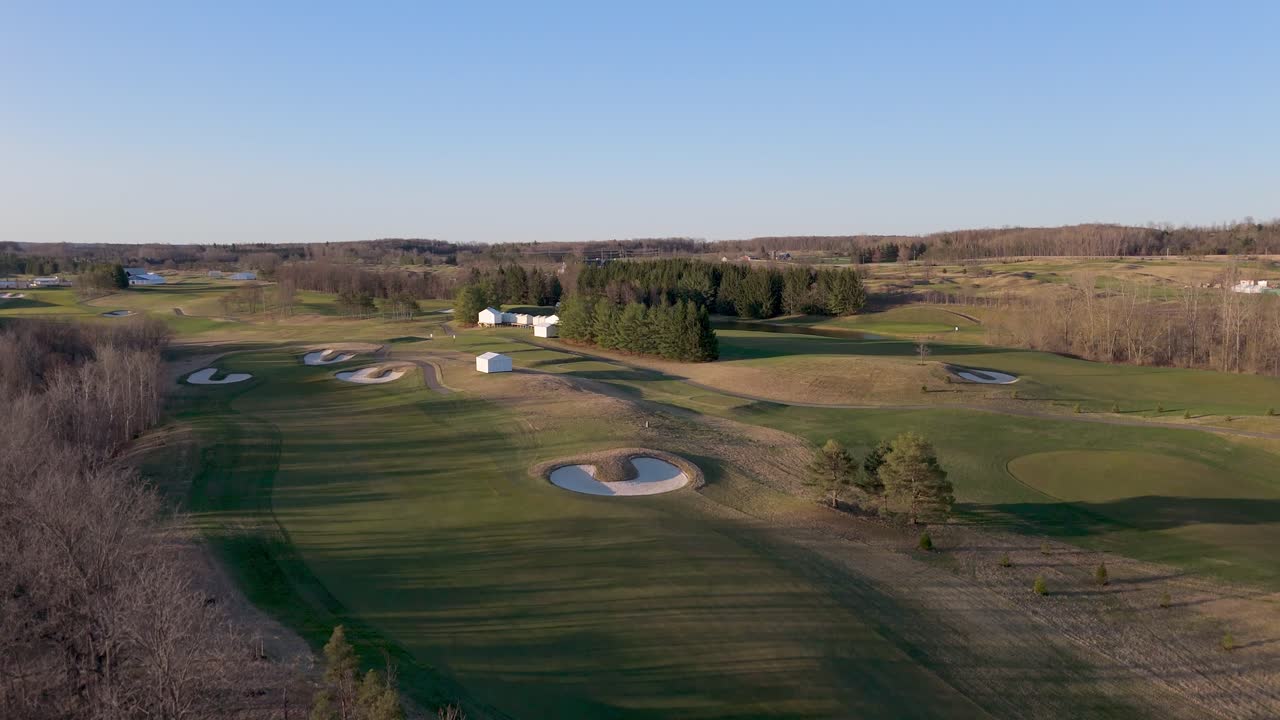 Reveals Golf Course Of TPC Toronto At Osprey Valley In Alton, Caledon, Ontario, Canada. Aerial Ascending Shot