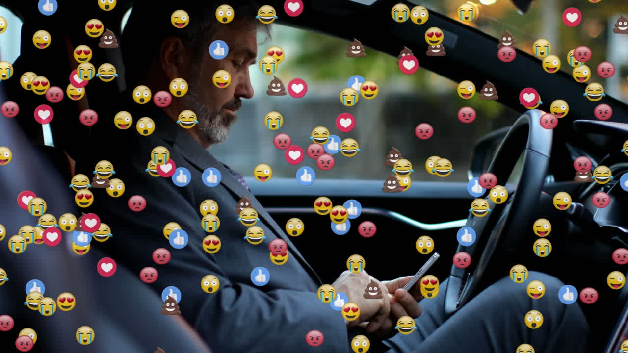 스마트폰을 사용하여 사람 위에 떨어지는 이모티콘의 애니메이션