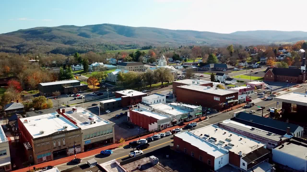 wytheville virginia wytheville virginia en el condado de wythe virginia vuelo aéreo hacia el palacio de justicia