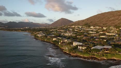 Blick-Auf-Den-Sonnenuntergang-über-Dem-Koko-Head-Von-Den-Porzellanwänden-Aus