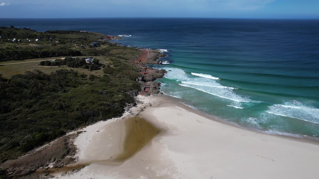 Drone Shot Over Little Beach Cove At Daytime In Tasmania, Australia