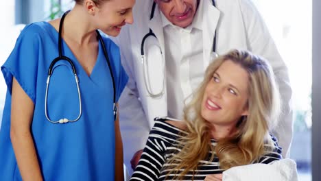 Woman-holding-her-newborn-baby