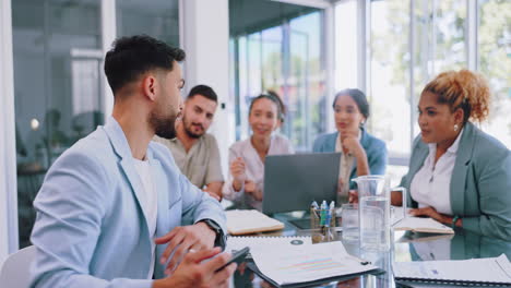 Selfie-,-Büro--Und-Geschäftsleute-In-Meetings