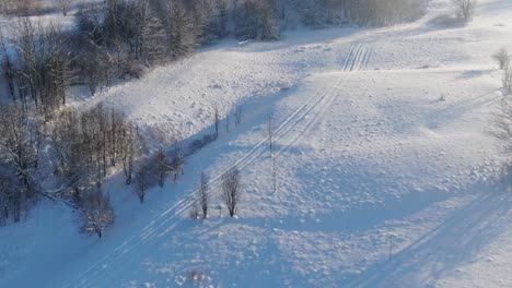 Revealing-stunning-winter-landscape-of-Tatra-mountains-in-Poland,-aerial-view