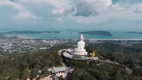 Phuket's-beauty-unfolds-from-the-vantage-point-of-the-Big-Buddha