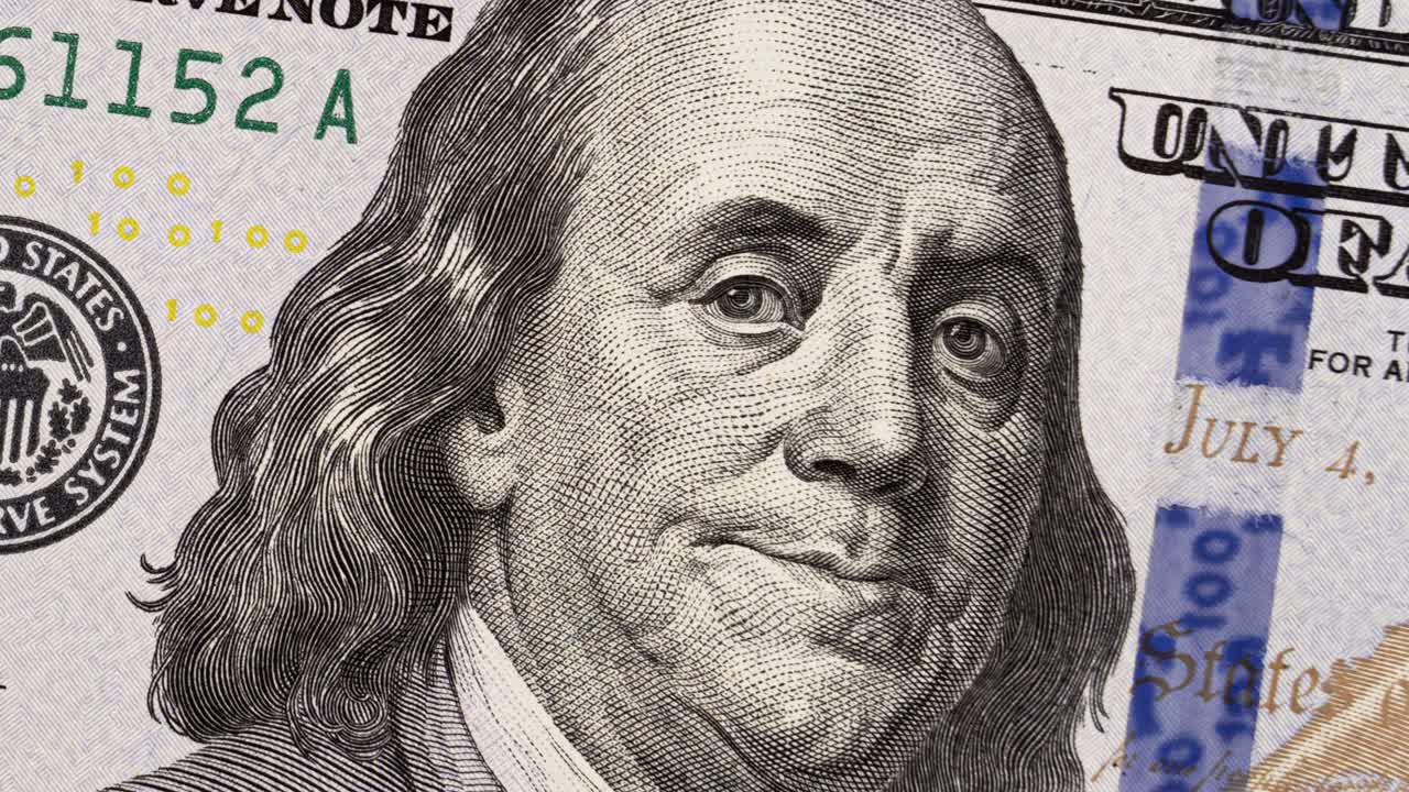 benjamin franklin en cien dólares
