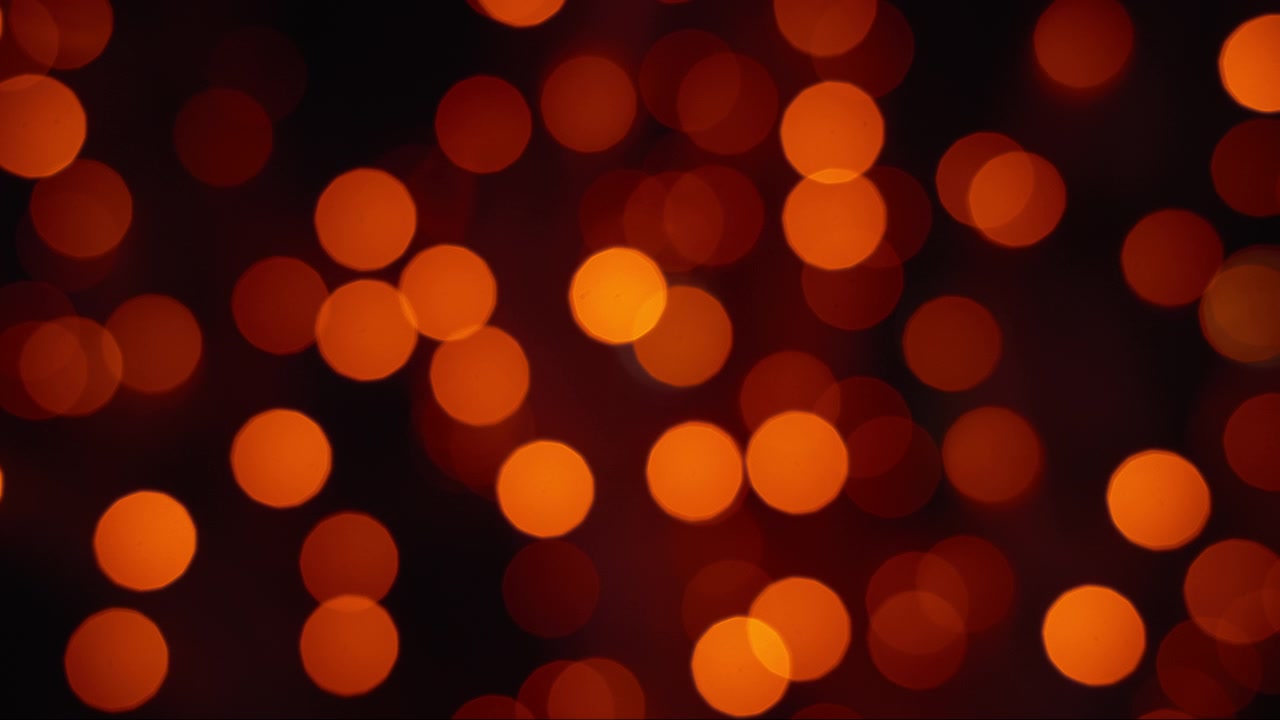 Luzes bokeh vermelhas desfocadas