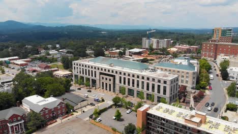 k drone video del centro de asheville nc visto