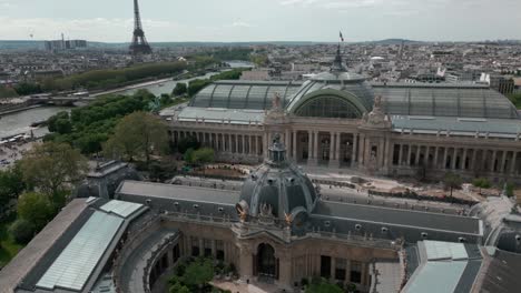 Grand-Palais-En-París,-Francia.-Vista-Aérea-De-Drones