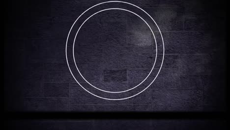 animación de anillo blanco y marco negro deslizante sobre fondo de pared de piedra gris oscuro