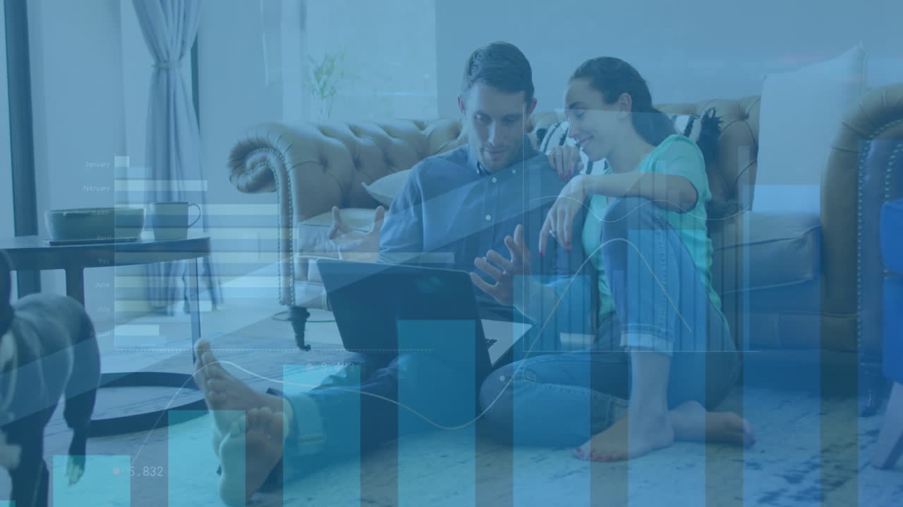 집에서 노트북을 함께 사용하는 백인 커플에 대한 통계 데이터 처리 애니메이션