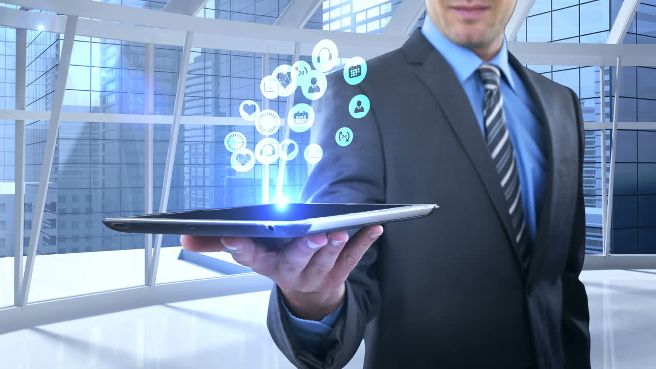 hombre que muestra iconos médicos generados digitalmente en una tableta