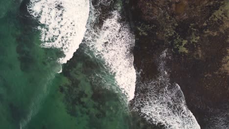 drone pan shot of bird's eye view of ocean waves and reef at blue bay beach the entrance central coast nsw australia 3840x2160 4k