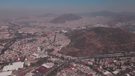 Urban--decay-and-pollution-in-Mexico