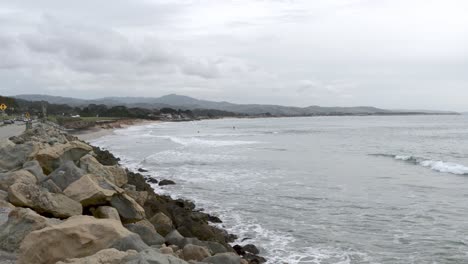 Panoramic-view-of-the-beach-in-the-town-of-El-Granada,-California