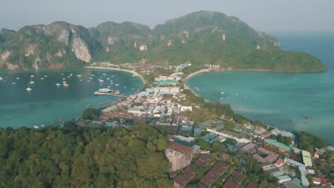 Zeitlupen-Drohnenaufnahmen-Der-Strände-Auf-Den-Phi-Phi-Inseln-In-Thailand