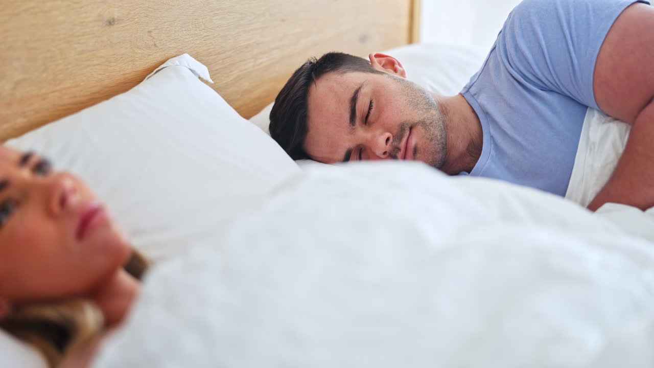 el divorcio, el pensamiento y la mujer con estrés