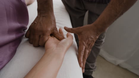 hand and wrist massage