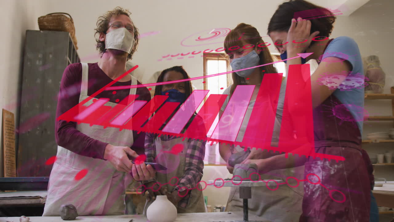 코로나 19 세포의 애니메이션과 얼굴 마스크를 착용한 도자기 스튜디오의 남성과 여성에 대한 통계