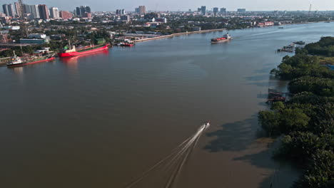 lpg cargo ship in bangkok river