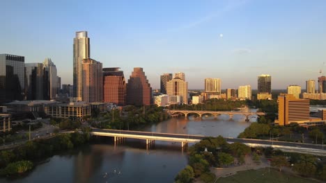 Drone-footage-of-Austin-TX,-downtown-area