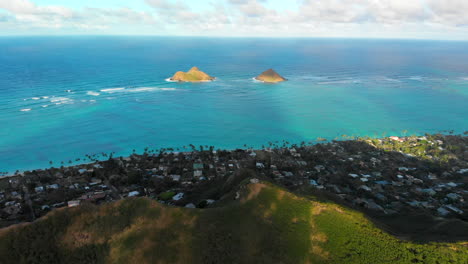 Antena-De-Búnkeres-En-Caminata-Pastillero-En-Hawai