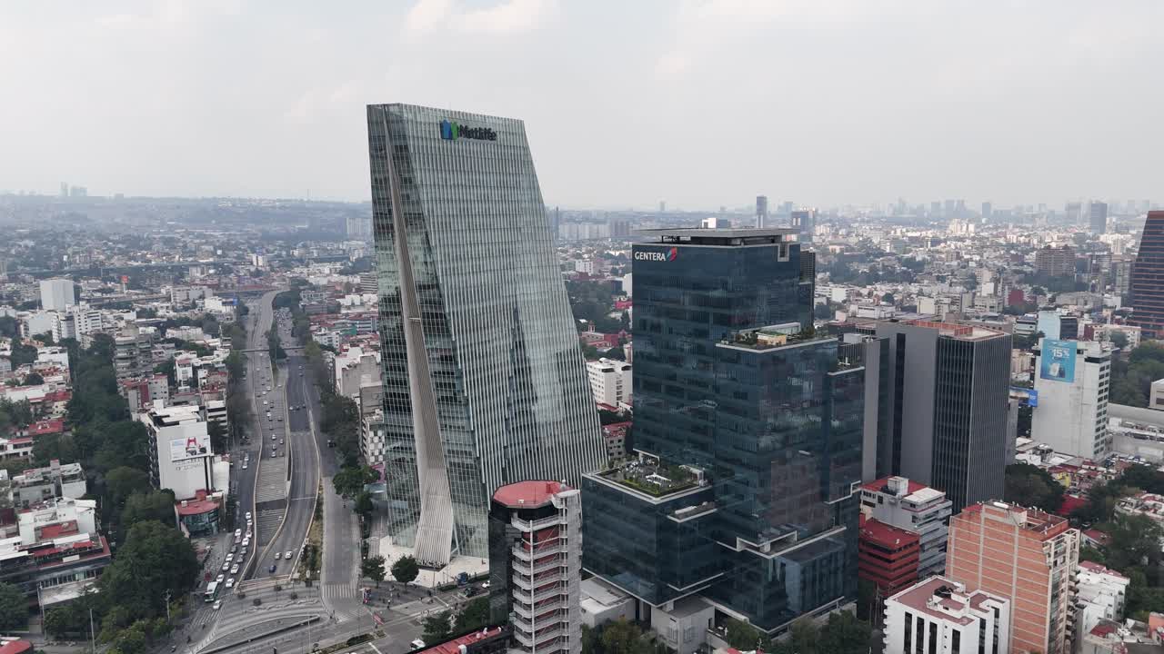 Panoramic aerial view of Manacar tower, a major office and department store on Insurgentes