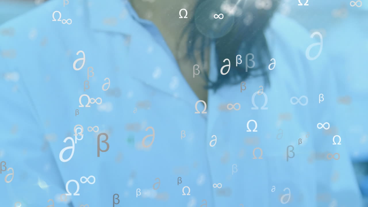 실험실에서 일하는 여성 과학자에 대한 수학적 기호