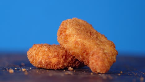 nuggets on the table slowly rotates.