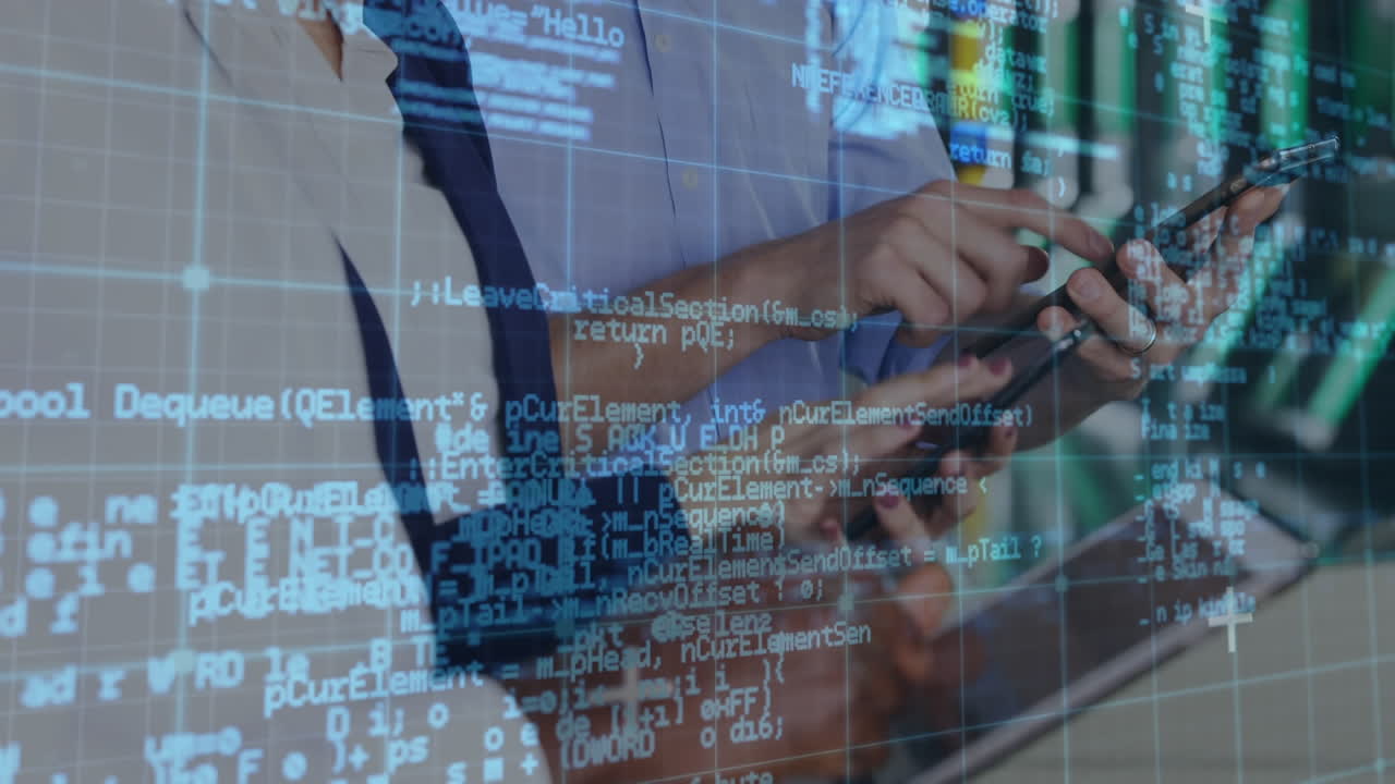 procesamiento de datos a través de líneas de red contra colegas de oficina que utilizan dispositivos electrónicos