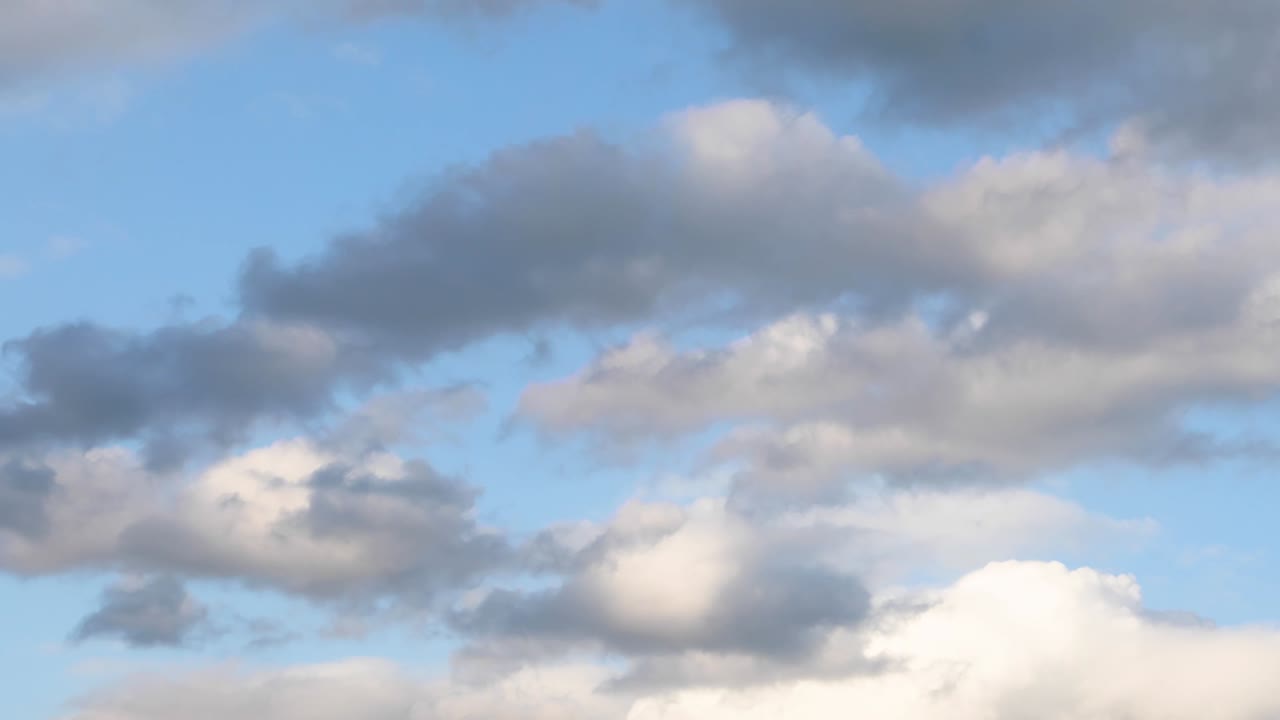 30 segundos de bucle de nubes voladoras