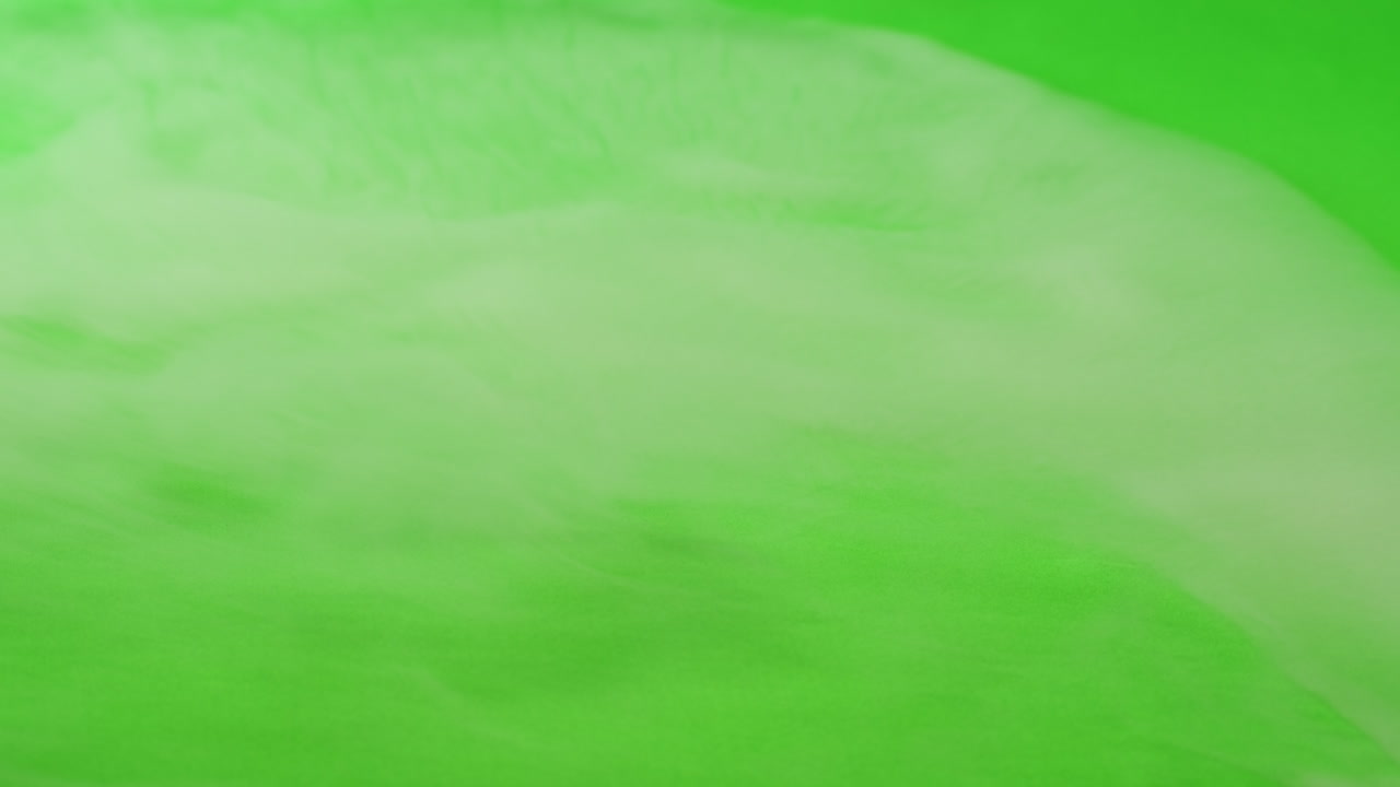humo blanco en la pantalla verde