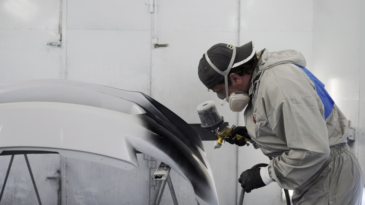 바디 에서 자동차 버퍼 페인팅