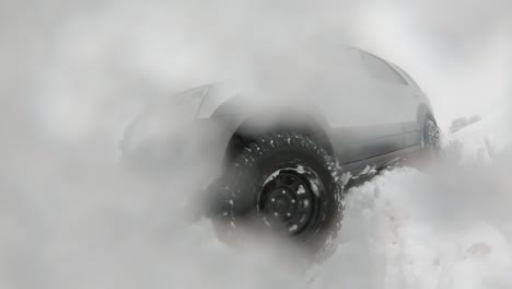 4x4 vehicle stuck in snow 3