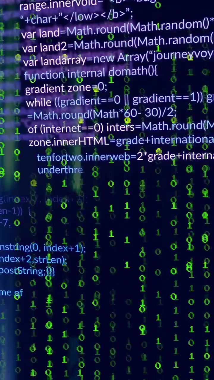 Rolující zobrazení zdrojového kódu odhalující javascriptový text na monitoru, se zeleným binárním překrytím.