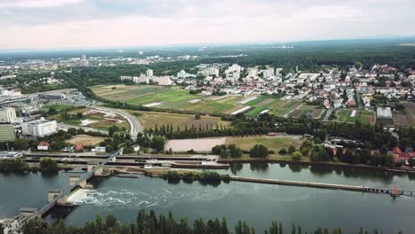 flying-through-Frankfurt-am-Main,-Germany