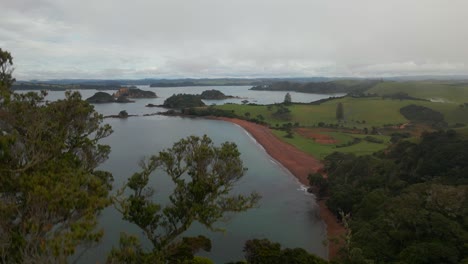 Paisaje-Escénico-De-La-Península-De-Purerua-Desde-La-Bahía-De-Rangihoua-En-Northland,-Nueva-Zelanda