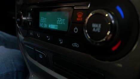 ajuste del control de clima del coche