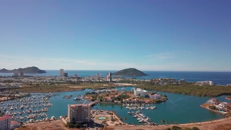 Beautiful-aerial-of-Punta-Diamante-Marina-in-Mazatlan,-Mexico