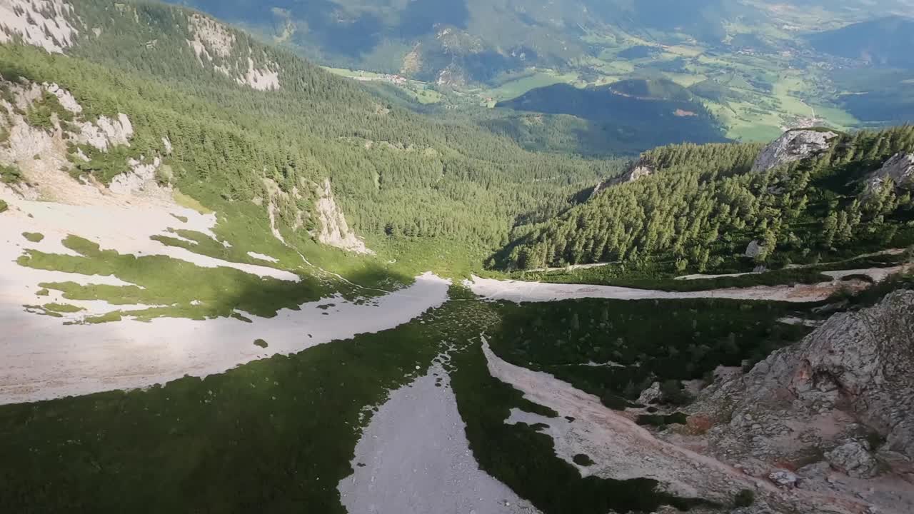 vuelo desplegable de buceo rápido con un dron fpv