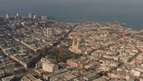toma aerea hacia la iglesia de san pedro y san pablo san francisco