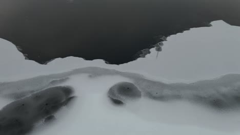 Ice-formations-on-a-frozen-lake