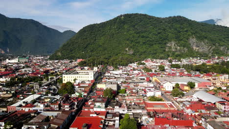 vista de las montañas en el pueblo de orizaba veracruz