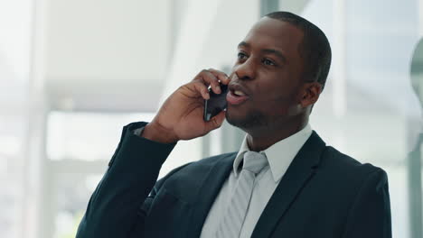 Phone-call,-talking-and-businessman-in-an-office