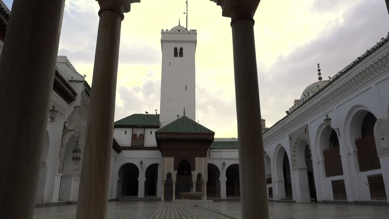 mezquita al qaraouiyine en fes
