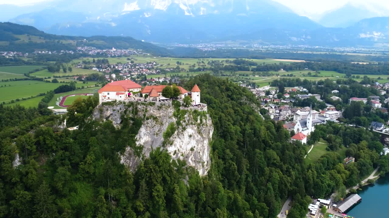 Slovenya Güzel Doğası - Bled Gölü Tatil Beldesi