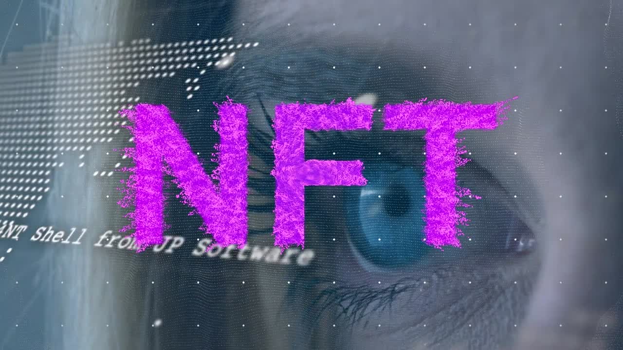 animación del procesamiento de datos y texto nft sobre el ojo