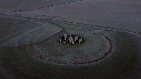 Stonehenge-at-sunrise-rotate-clip3