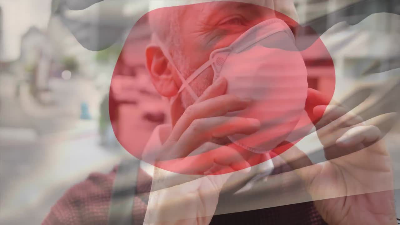 도시 거리에서 얼굴 마스크를 쓴 백인 남자가 일본의 국기를 흔들고 있는 애니메이션