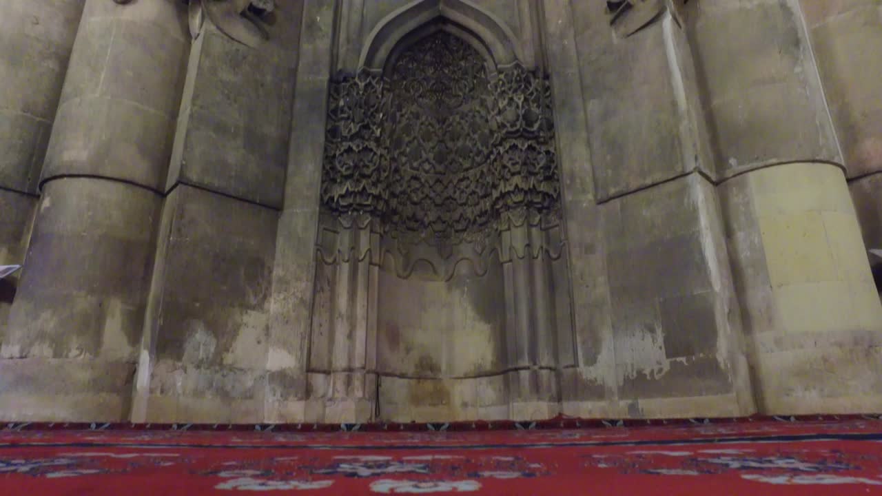 interior de la gran mezquita y hospital de sivas divrigi (sivas divriği ulu camii)